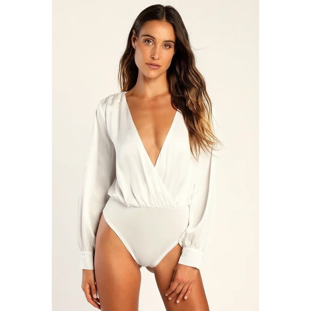 Size Large Lulus Vibe for Tonight White Surplice Long Sleeve Chain Bodysuit